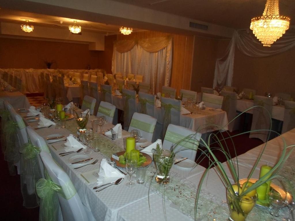 Töcksfors Victoria Granshotell מראה חיצוני תמונה